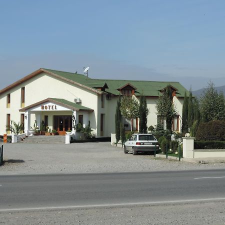 Hotel Emocia Natakhtari Exteriér fotografie