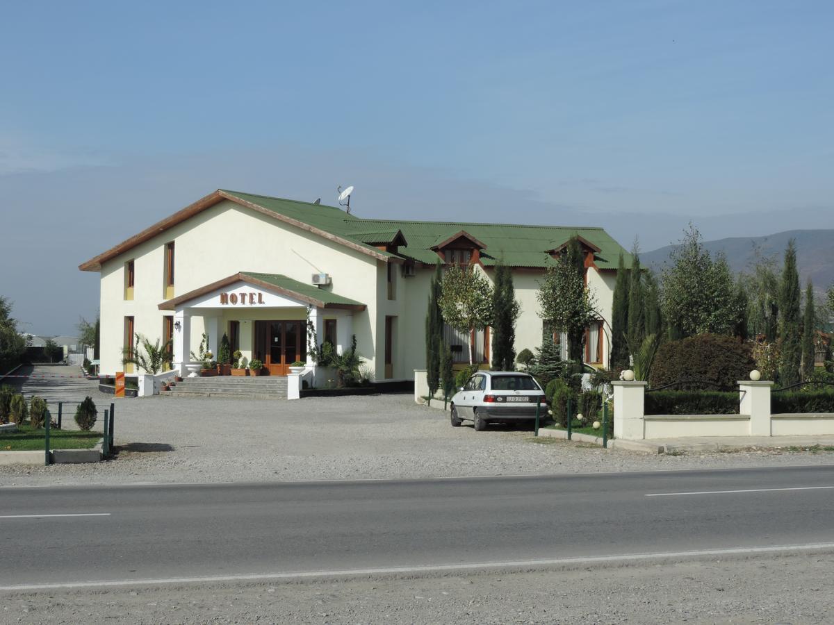 Hotel Emocia Natakhtari Exteriér fotografie
