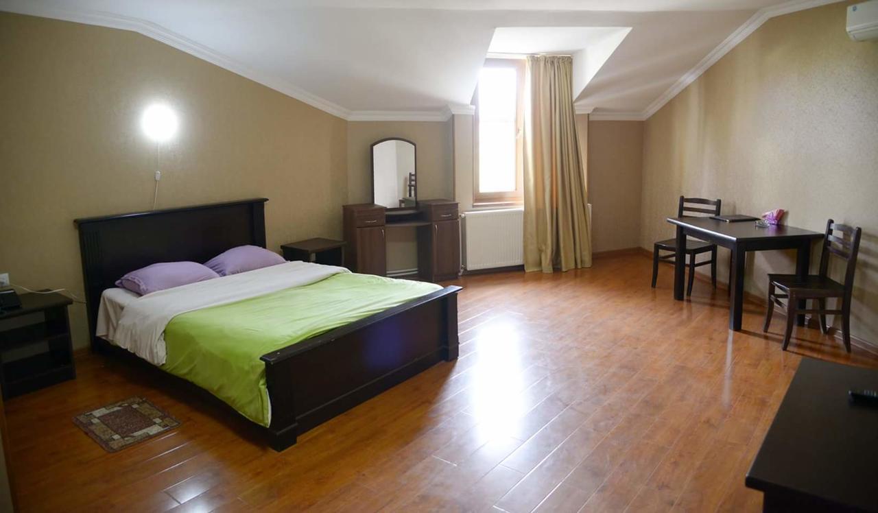 Hotel Emocia Natakhtari Exteriér fotografie